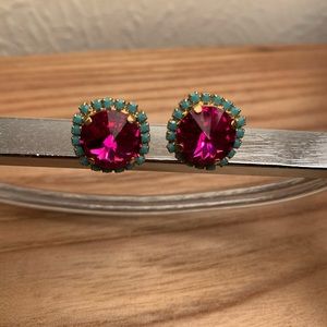 Gorgeous stud earrings